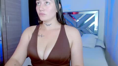 Snapshot of juli_69 chatting on July 2, 7:09 pm Juliana Torres online show from July 2, 7:09 pm