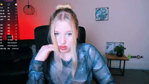 juli kisss online show from December 29, 10:36 pm