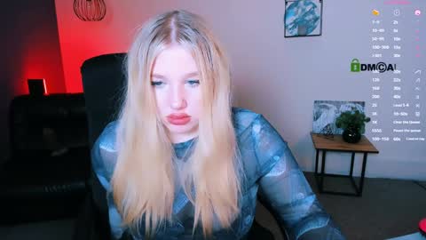 juli kisss online show from December 30, 4:42 am