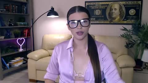 julia485262 online show from July 13, 1:14 pm