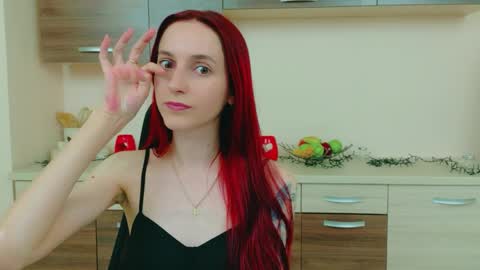 Snapshot of julia__jae chatting on May 7, 6:52 am JuliaJae online show from May 7, 6:52 am