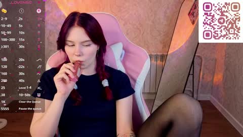 Julia online show from April 11, 7:45 am