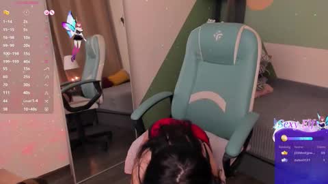 Julia online show from February 14, 9:44 pm