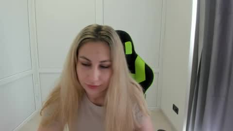 Julia online show from July 6, 6:32 am