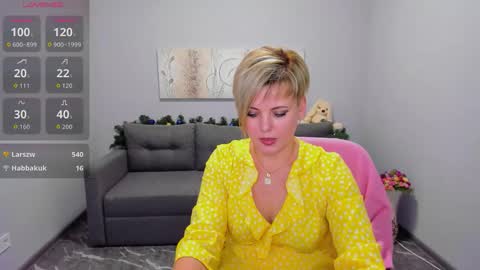 Julia online show from January 5, 5:27 pm