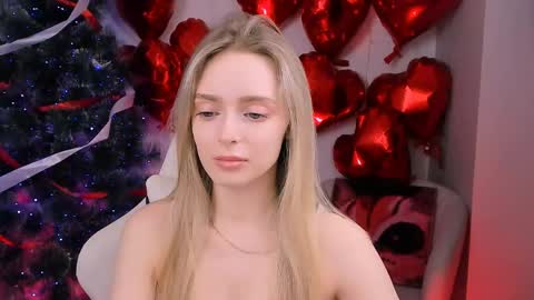 Snapshot of juliabrewwer chatting on March 18, 2:53 pm Julia online show from March 18, 2:53 pm