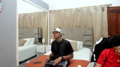 julian billy online show from January 5, 5:51 pm