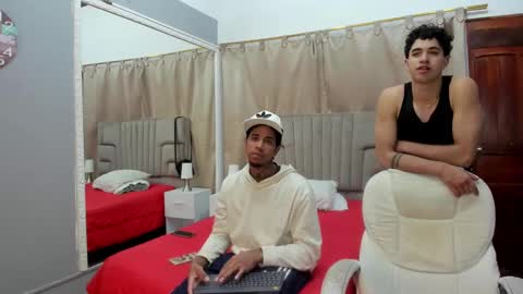 julian billy online show from January 24, 4:28 pm