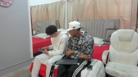 julian billy online show from January 28, 2:21 pm