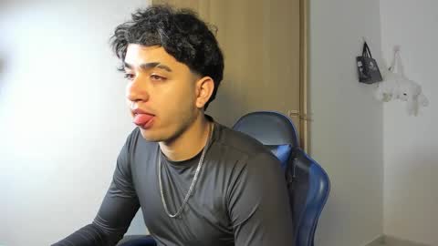 julian billy online show from November 11, 5:40 am