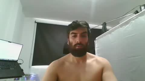 julian_patino online show from March 3, 4:02 pm