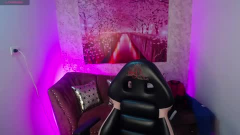 Snapshot of juliana_diamond_ chatting on February 3, 6:22 am juliana_diamond_ online show from February 3, 6:22 am