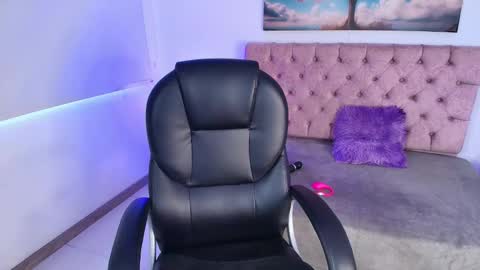  JULIANA CASTRO online show from March 19, 11:47 am