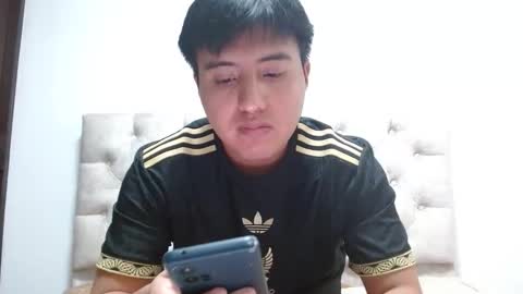 Julian online show from February 21, 10:22 pm