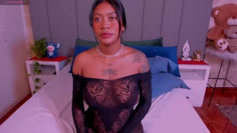 juli online show from January 30, 1:55 am