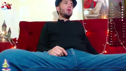 Call me  Juliano independent model online show from December 28, 7:00 am