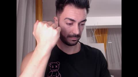 JulianRoyce online show from November 15, 10:15 pm