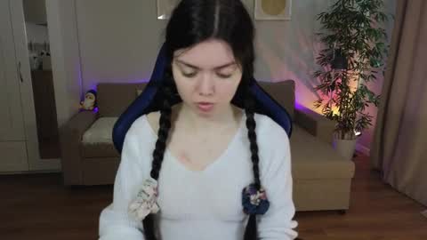 Julia online show from May 23, 7:56 am