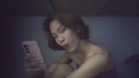 juliaqt30 online show from July 9, 2:43 pm
