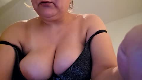 Snapshot of julie_amazing1 chatting on February 23, 6:49 pm Julie online show from February 23, 6:49 pm