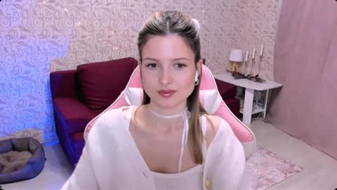 Snapshot of julie_flores chatting on December 30, 3:24 pm Julie online show from December 30, 3:24 pm