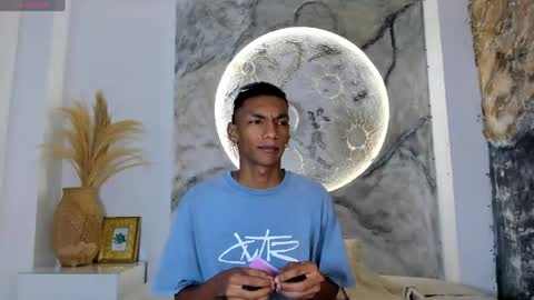 Julien online show from April 14, 11:38 am