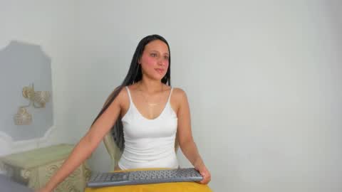 julieta_91 online show from March 1, 7:38 pm