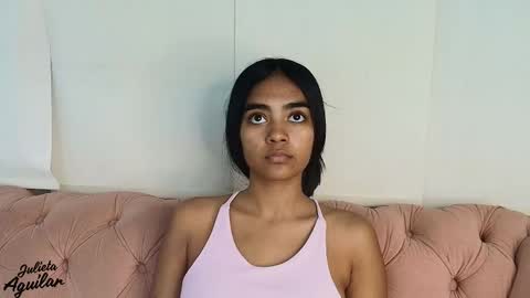 Juli online show from December 20, 6:59 pm