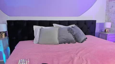 Julieta  online show from September 17, 11:56 am