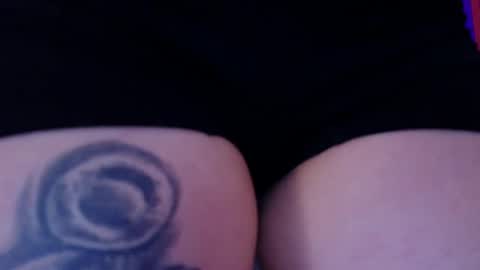 Snapshot of julieta_russell chatting on April 21, 12:11 pm Julieta online show from April 21, 12:11 pm