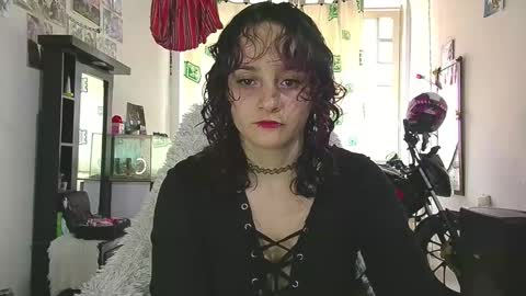Julieta Jaguar online show from May 28, 2:03 pm