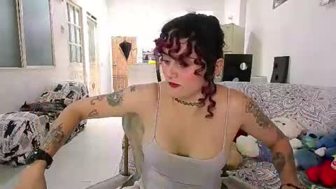 Julieta Jaguar online show from June 15, 4:09 pm