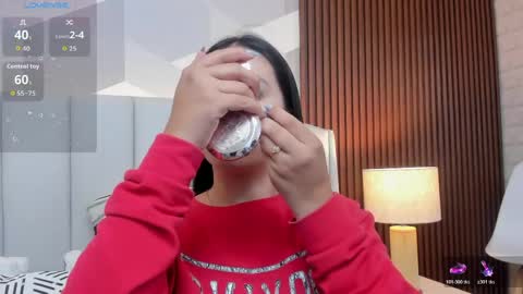 Julieta Santos online show from April 10, 6:34 pm