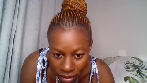 julietgoddess online show from July 30, 1:26 am