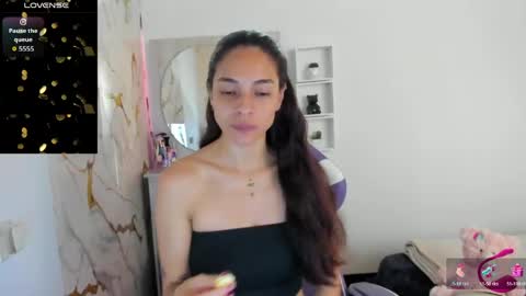 juliette online show from April 13, 3:50 pm