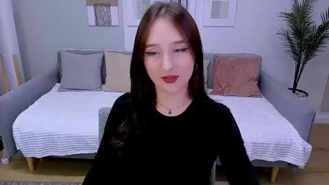 Snapshot of juliettemonli chatting on May 6, 2:33 pm juliettemonli online show from May 6, 2:33 pm