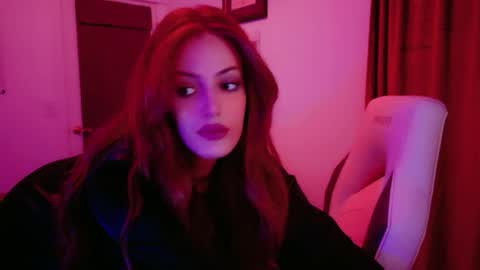 Snapshot of juliettetoken chatting on March 29, 4:12 am Goddess Endigo online show from March 29, 4:12 am