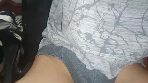 julioxxx24 online show from April 13, 4:51 am