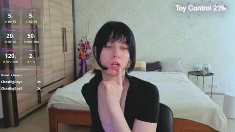 Snapshot of julissweet chatting on May 16, 6:32 am Asmodeus online show from May 16, 6:32 am