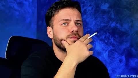 JULiUS   online show from February 23, 9:45 pm