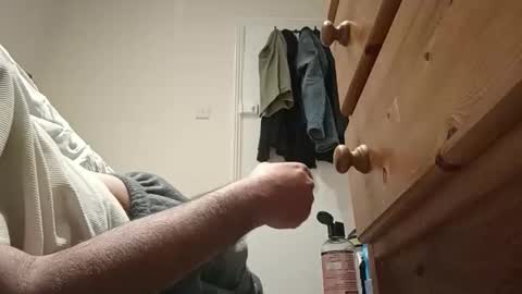 Snapshot of juliusrad chatting on October 16, 3:51 am juliusrad online show from October 16, 3:51 am