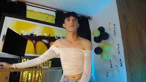 jullian online show from March 12, 7:20 pm