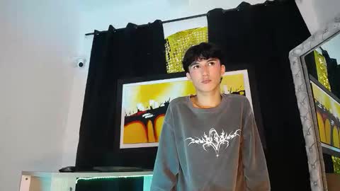 jullian online show from March 24, 9:09 pm