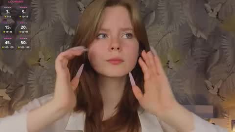 Julie online show from October 19, 6:08 pm