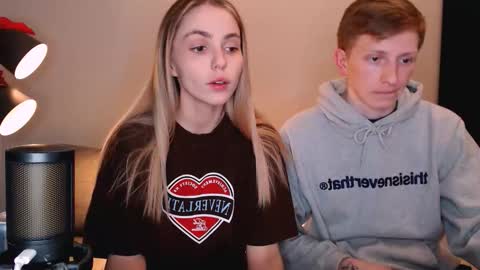 sweet online show from December 14, 10:47 pm