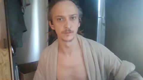 Snapshot of jungel_boy chatting on April 18, 4:11 pm jungel_boy online show from April 18, 4:11 pm