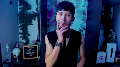 Snapshot of juniior0_0 chatting on March 11, 7:36 pm Junior online show from March 11, 7:36 pm
