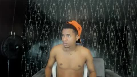 juniorhot07 online show from September 23, 7:11 am