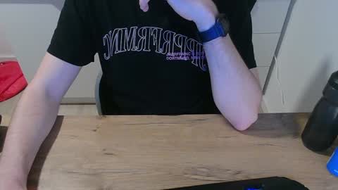 junk2711 online show from January 5, 9:37 am