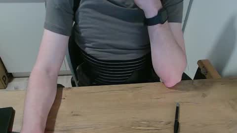 junk2711 online show from March 7, 11:51 am